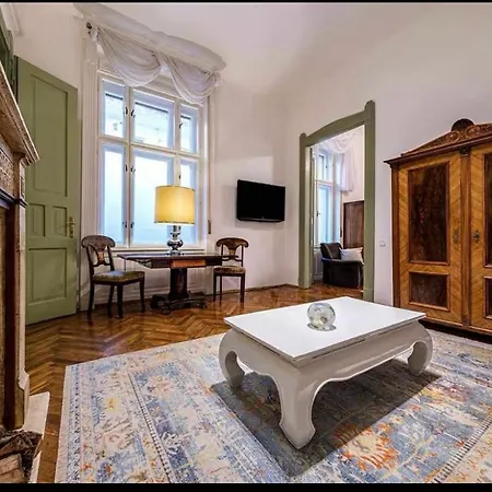 Apartment Astoria Vintage